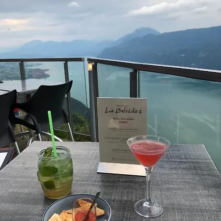 住宿加早餐酒店 Le Paradis Des Gen 3*